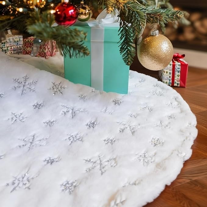 White Christmas tree skirt with sequin snowflake decorations